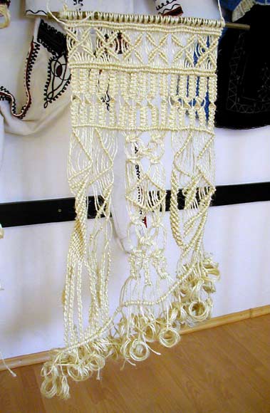 05-macrame-cu.jpg