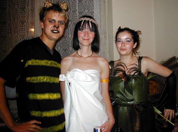 10-fancy-dress2.jpg