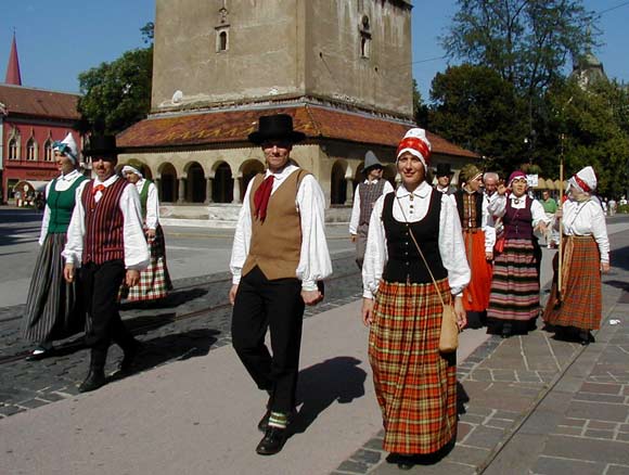 25-folk-festival5.jpg